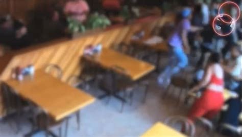 Video captures brawl breaking out in crowded L.A. restaurant 